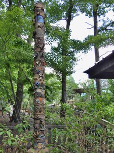 20190509 - Zoo - Pottery Pole